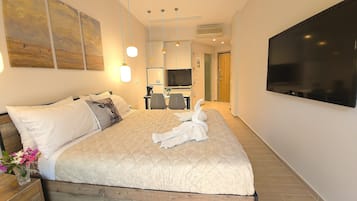 1 bedroom, WiFi, bed sheets