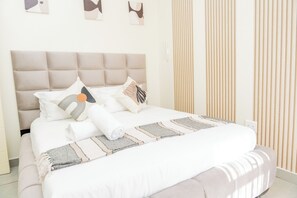 2 bedrooms, iron/ironing board, WiFi, bed sheets - Peaceful 2-bedroom apartment in Kempton Park (Kempton Park)