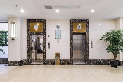 Celebrity Hotel (Jiuzhaigou Scenic Area)