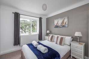 2 bedrooms, internet