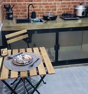 爐具、廚房用具/餐具/器皿
