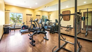 Fitness facility - Relax in Style: King Bed Non-Smoking Room at Wildwood Inn (Crawfordville)