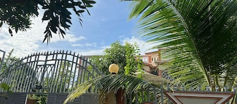 Charming 1-bedroom apartment in Sud est with AC it very nice place for sure