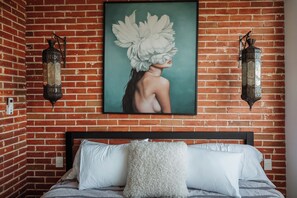 Deluxe Apartment, 2 Bedrooms, City View | Iron/ironing board, free WiFi