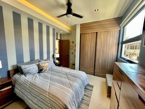 2 habitaciones, tabla de planchar con plancha y acceso a internet