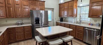 Downtown barn dominium house with views and lots of space