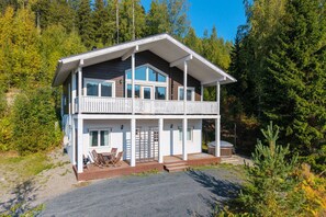 Exterior - Beautiful cottage with Hot Tub and Private Sauna Close to the Tahko Ski Slopes (Tahko)