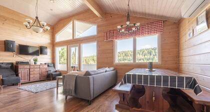 Beautiful cottage with Hot Tub and Private Sauna Close to the Tahko Ski Slopes