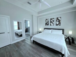 3 camere, una scrivania, Wi-Fi gratuito, lenzuola