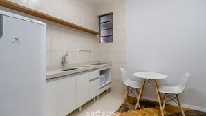 Apartemen | Dapur pribadi | Peralatan masak/sendok-piring