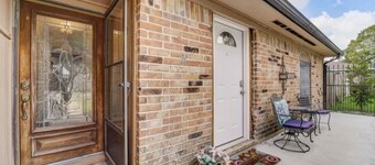 Room in house close to Hobby airport Houston