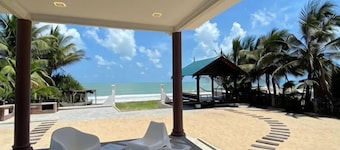 Che Beach House