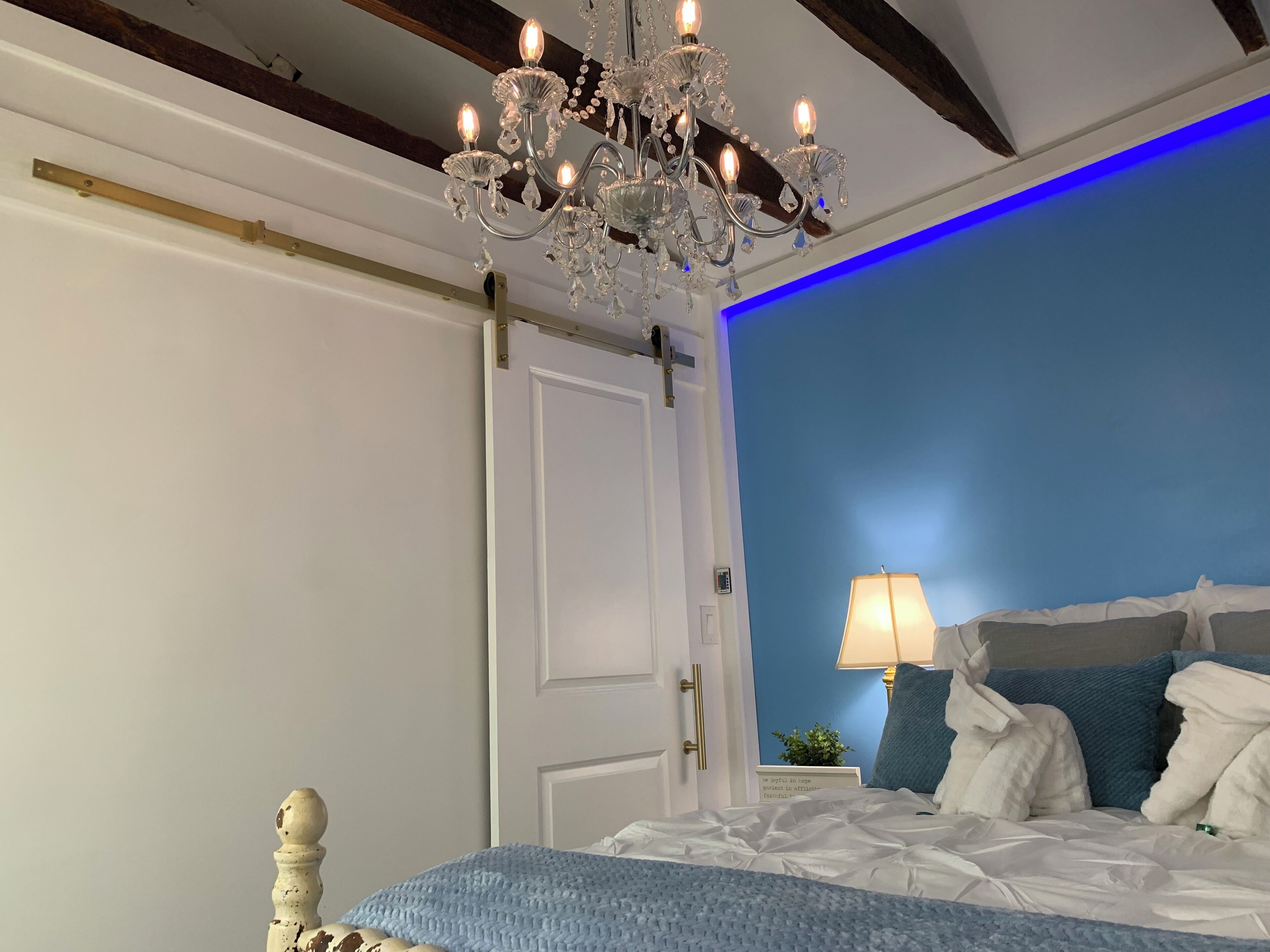 1 多间卧室、熨斗/熨衣板、免费 WiFi、床单