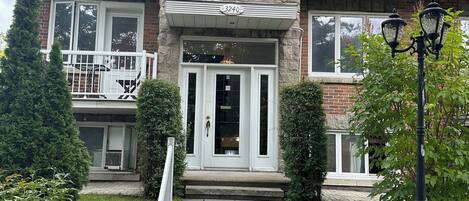 DĂ©tail de lâextĂ©rieur