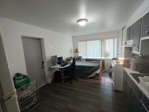 1 Schlafzimmer, Bügeleisen/Bügelbrett, WLAN