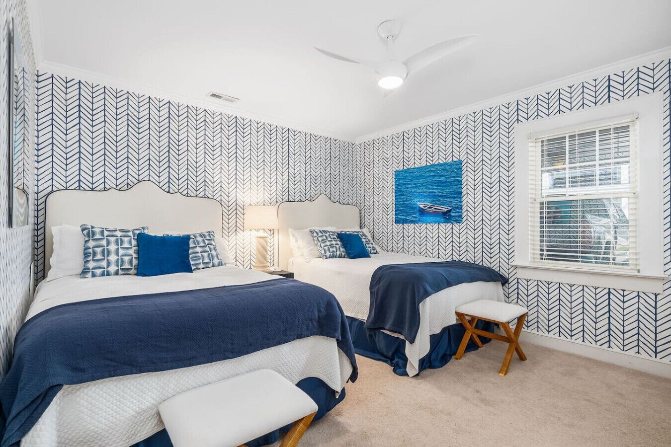 4 bedrooms, desk, iron/ironing board, WiFi