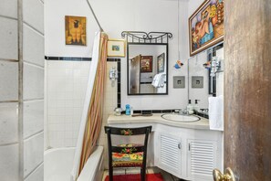 Hair dryer - The Lovie House - Historic Retreat (Alpine)