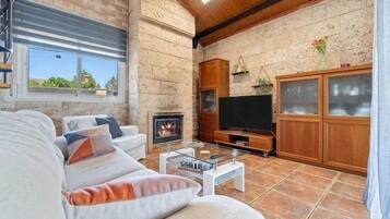 Televisie en een tafeltennistafel