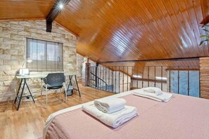 4 Schlafzimmer, Bügeleisen/Bügelbrett, WLAN, Bettwäsche
