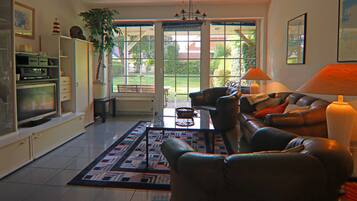 House | Living room