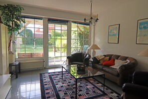 House | Living room