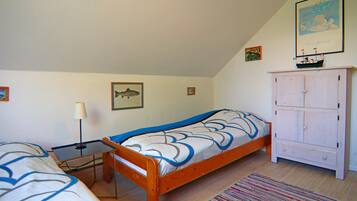 House | 2 bedrooms, individually furnished