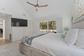 4 Schlafzimmer, Schreibtisch, Bügeleisen/Bügelbrett, kostenloses WLAN