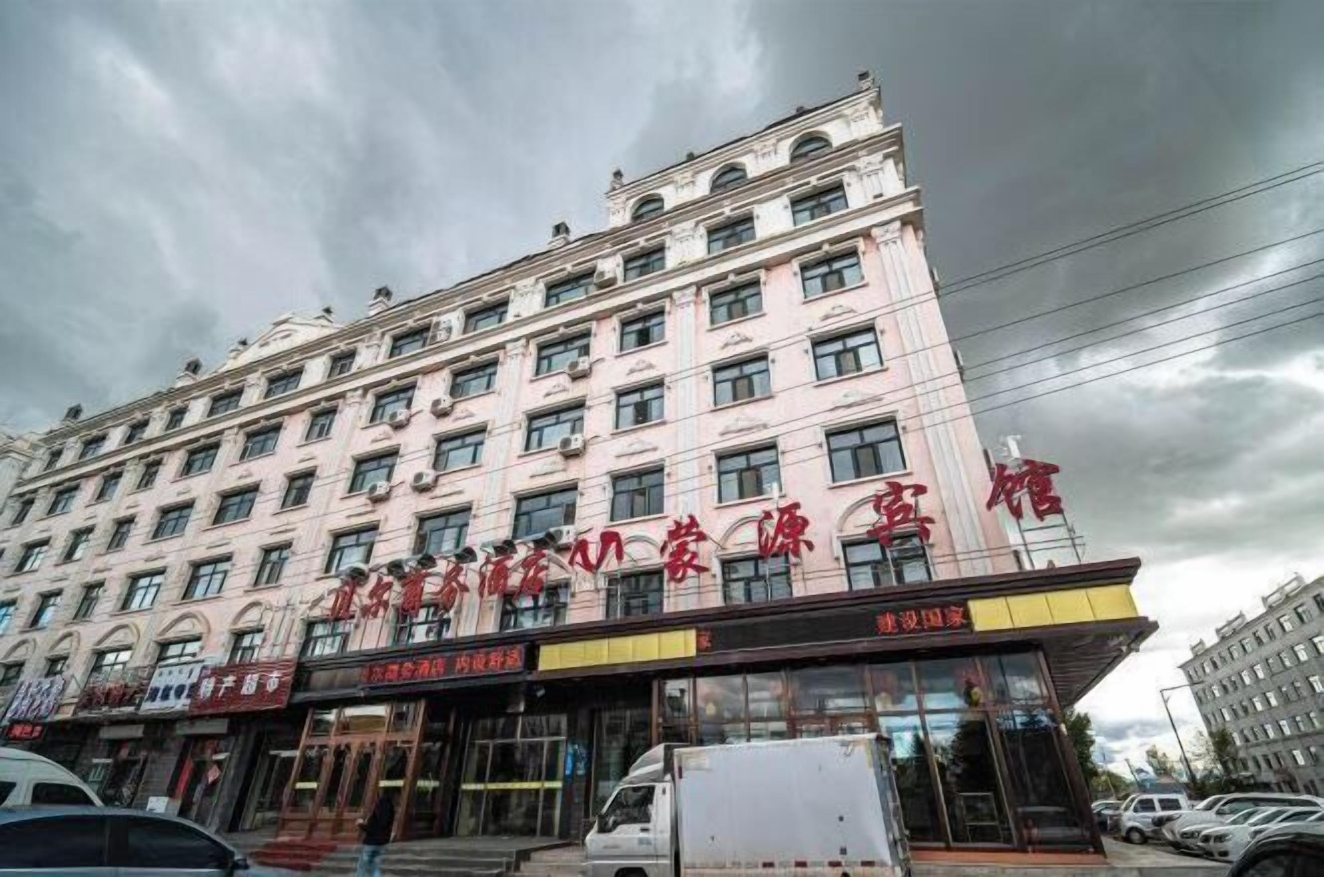 المنشأة من الخارج