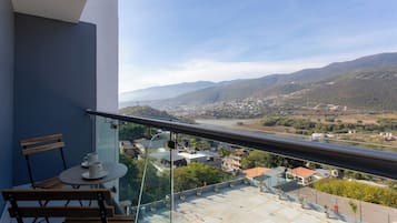 Dobbeltrom, fjellutsikt | Terrasse/patio