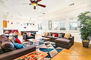 TV, fireplace, offices