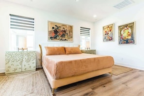 4 bedrooms, desk, iron/ironing board, travel crib