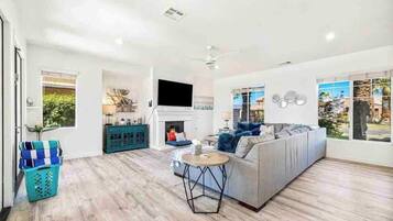 TV, fireplace, offices