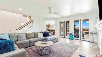 TV, fireplace, offices