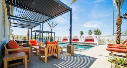 Private Resort Oasis - 7Br w/ pool, spa, fire pits