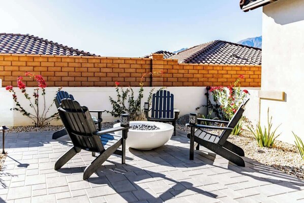 Terrace/patio - Fairway to Heaven! 3 Bedroom/Sleeps 6! (La Quinta)