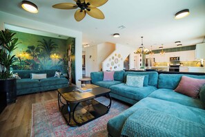 TV, fireplace, offices