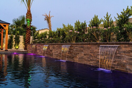 Bali Resort: Private Pool, Spa, Pickleball &