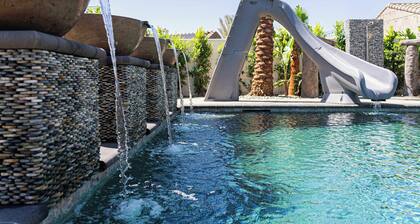 7 bedrooms! 9 beds! Exclusive Resort- Sol & Luna