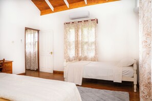 Uklassifisert bilde, 4 av 13, knapp