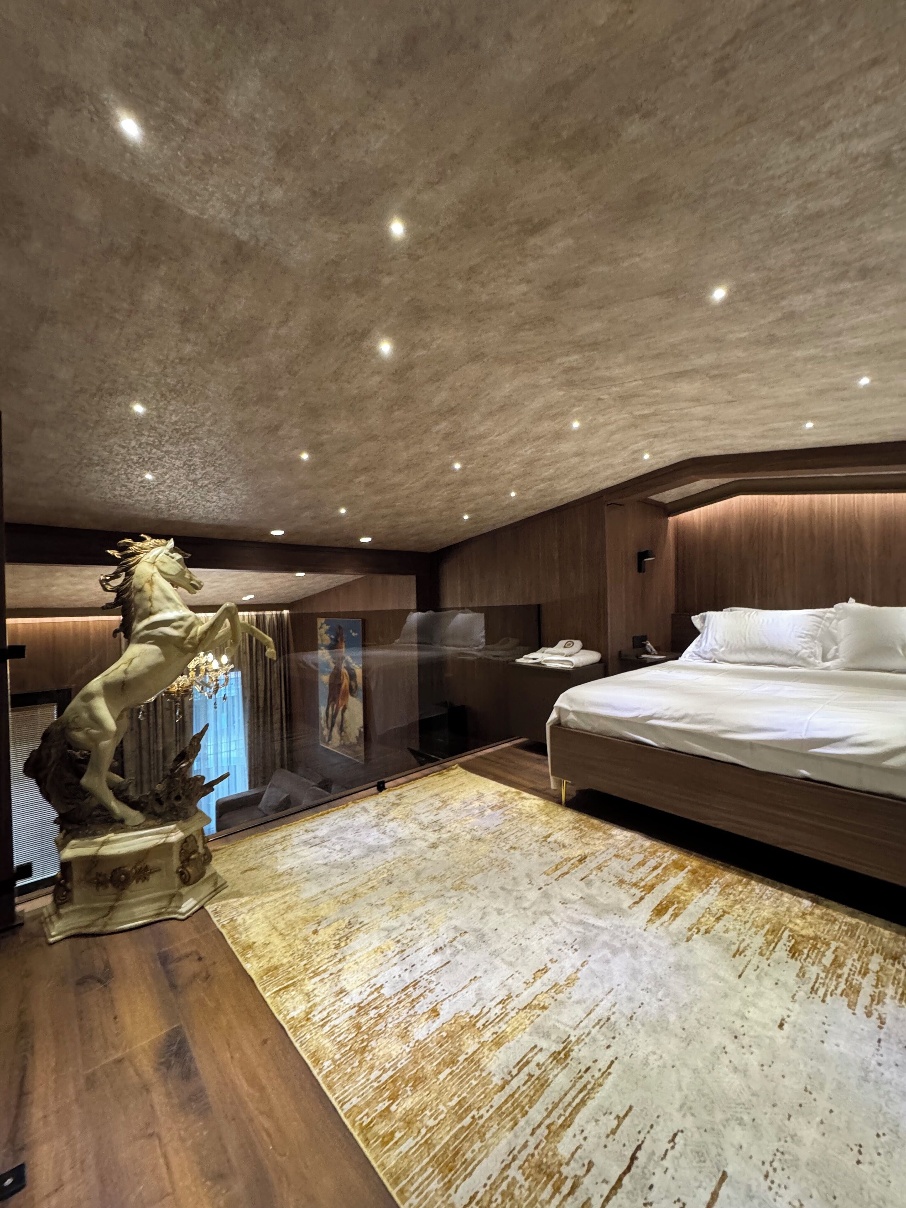 Premium Suite | Premium bedding, minibar, soundproofing, bed sheets