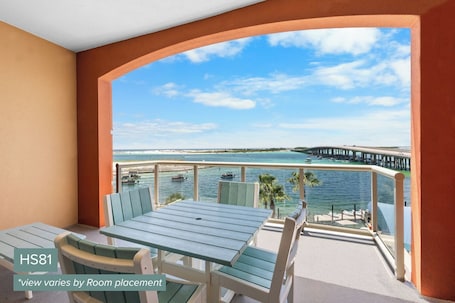 Premium Single Room, 2 Queen Beds, Balcony, Harbor View | Balcony view