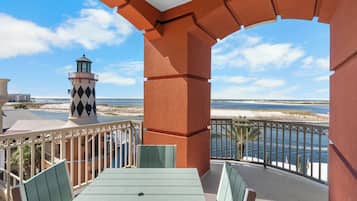 Premium Single Room, Balcony, Harbor View | Balcony