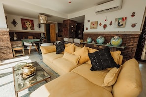 Comfort Apartment | Ruang tamu