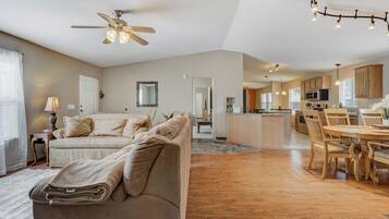 Télévision, cheminée