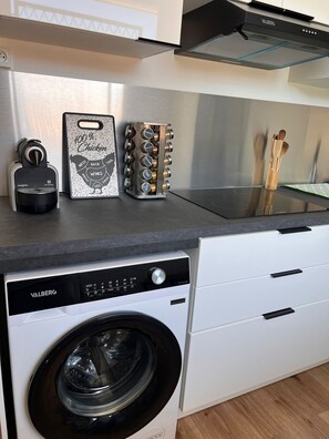Microwave, oven, stovetop, dishwasher