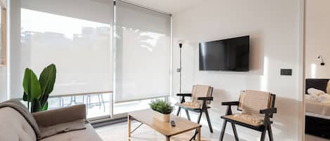 Family Apartment, Balcony | Living area