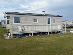 Exterior - Seaside Getaways Chapel Saint Leonards - Sleeps 6 (Skegness)