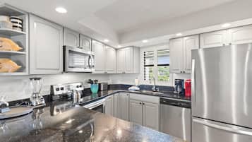 Condo, Partial Ocean View | Private kitchen | Full-size fridge, microwave, oven, stovetop