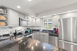 Condo, Partial Ocean View | Private kitchen
