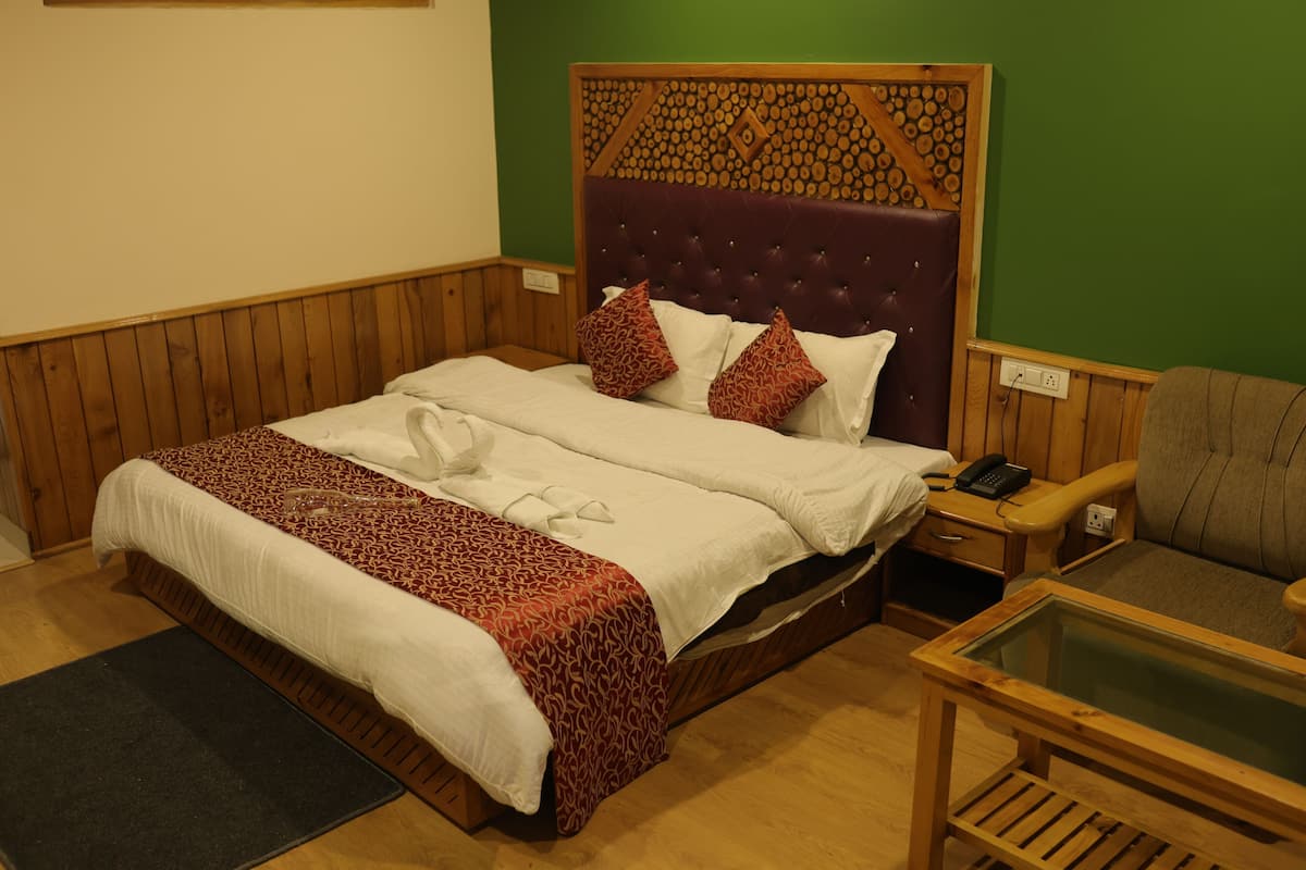 Chambre Double Luxe, vue montagne | Espace de travail pour ordinateur portable, Wi-Fi gratuit
